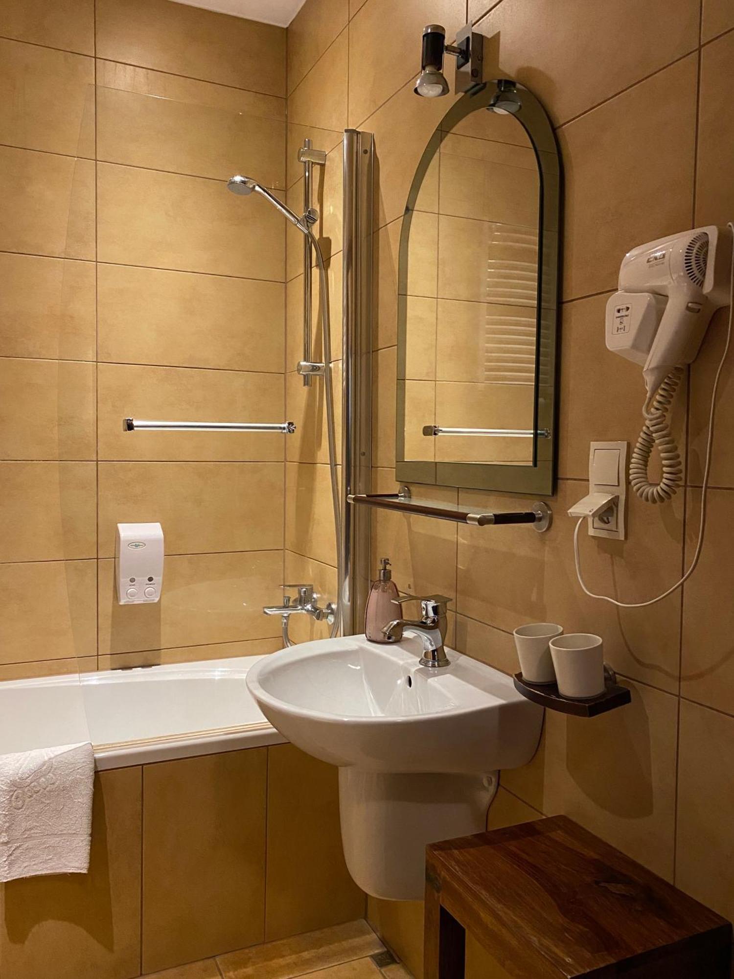Hotel Zameczek Książ Wielki Buitenkant foto