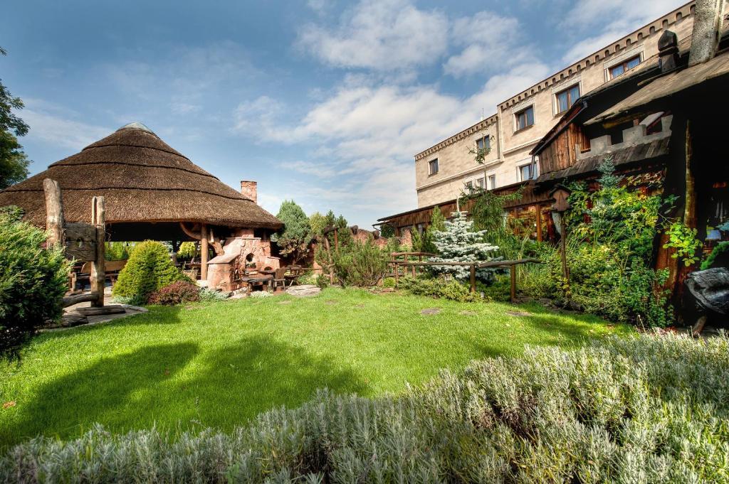 Hotel Zameczek Książ Wielki Buitenkant foto